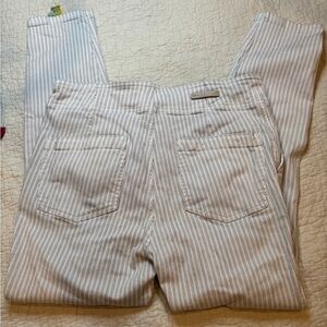 Pilcro and the Letterpress High-Rise Skinny Pants in White and Gray